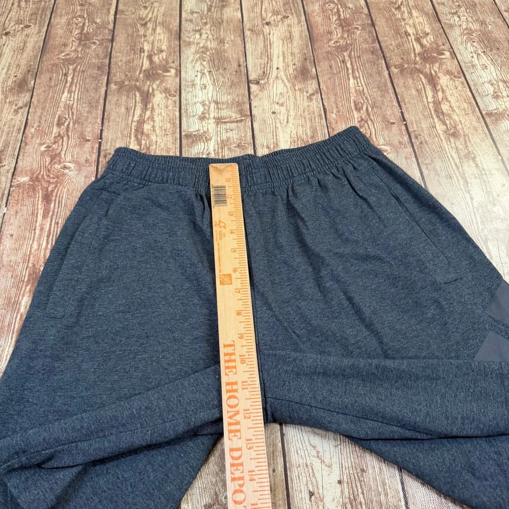 Adidas Essentials Jersey Shorts Mens Small Dark Gray Large Logo Athletic